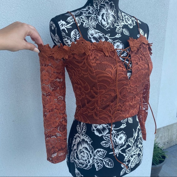 PaperMoon Burnt Orange Crop with Sleeves - Picture 5 of 13